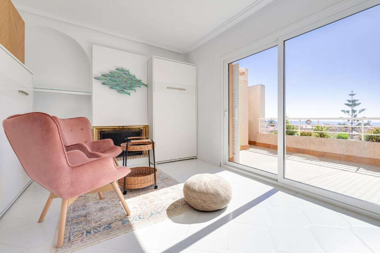 Flamenco Penthouse Sea View & Swimming Pool Lägenhet Torrevieja Exteriör bild